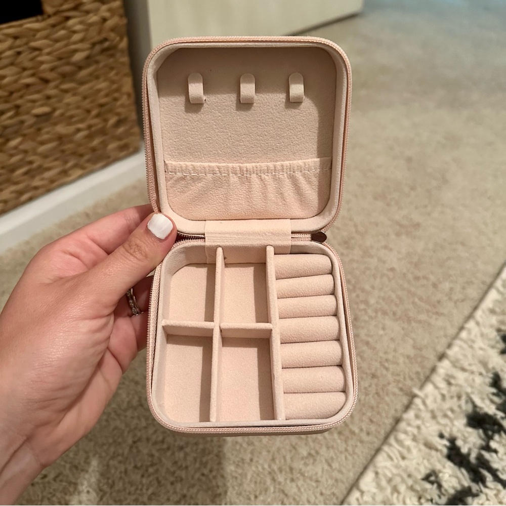 Travel Jewelry Organizer - Blush